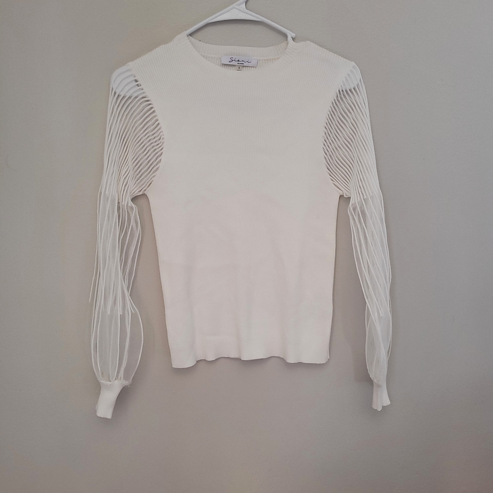 Sioni White Blouse with Sheer Sleeves